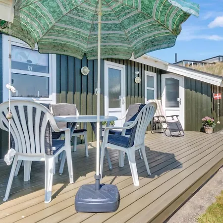 Awesome In With 0 Bedrooms Holiday home